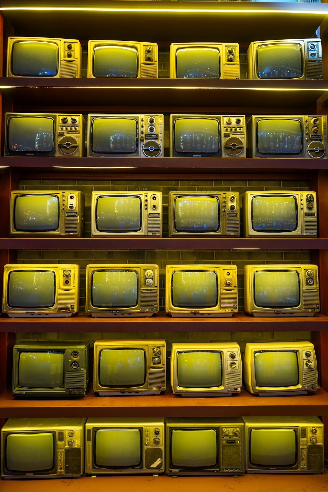vintage television stars